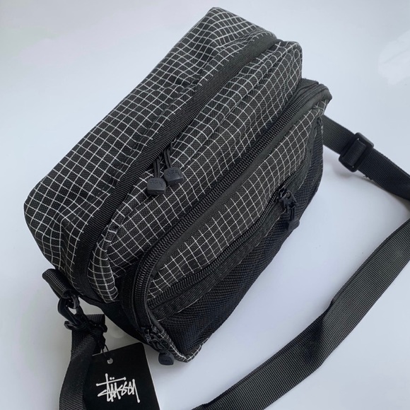 Stussy Ripstop crossbody shoulder Bag NWT (Black) - Picture 4 of 6